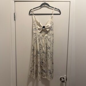 Chic Cream Floral Midi Dress